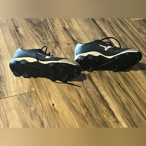 Mizuna Softball Cleats